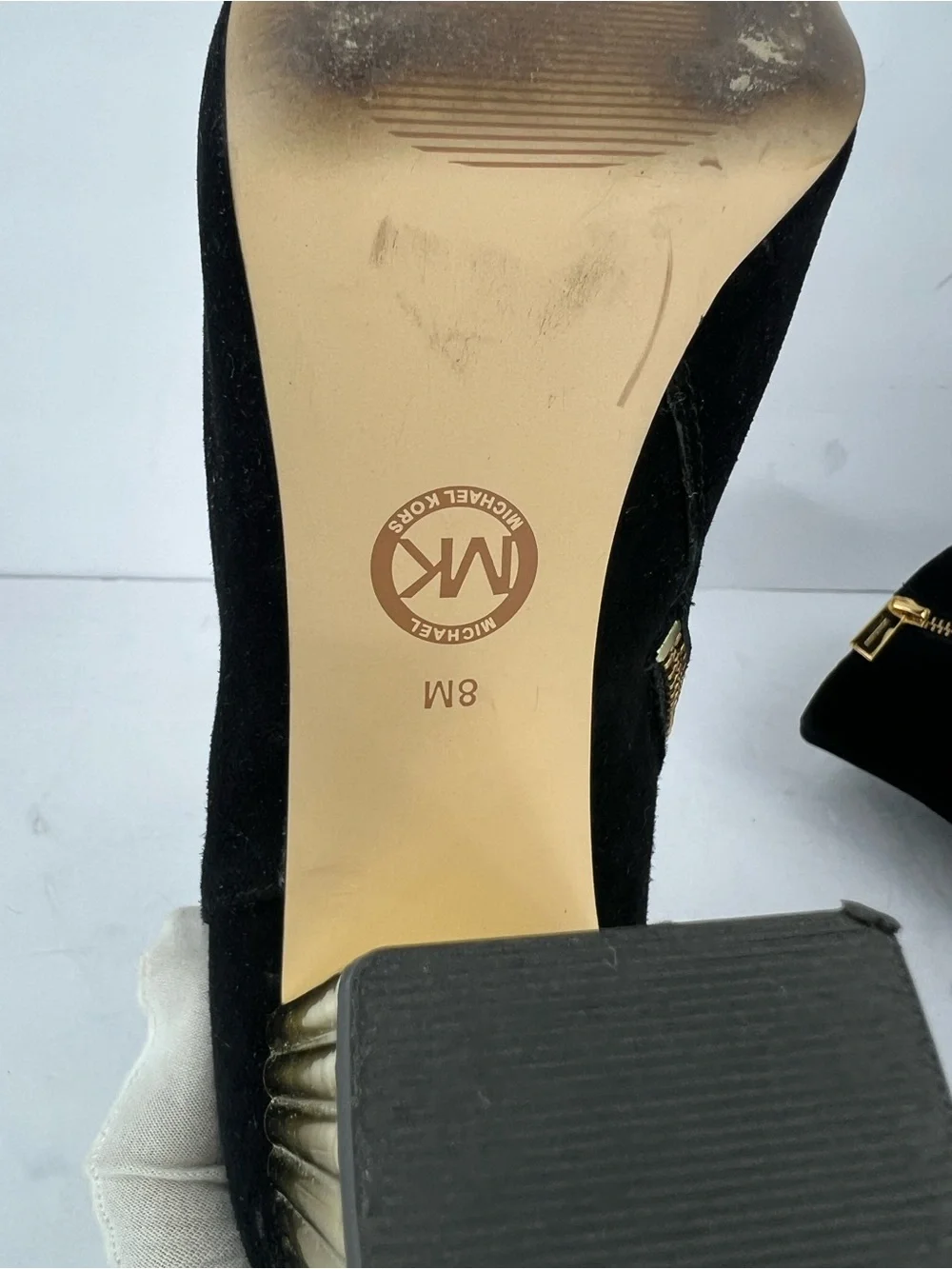 MICHAEL KORS PORTER BOOTIE ANKLE BOOTS, BLACK SUEDE LEATHER, GOLD HEELS, SIZE 8M